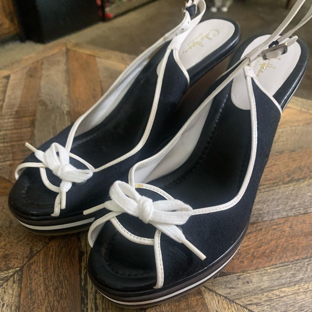Cole Haan Nike Air Ricki black patent/ white canvas wedge sandal size 10 used - Picture 2 of 4
